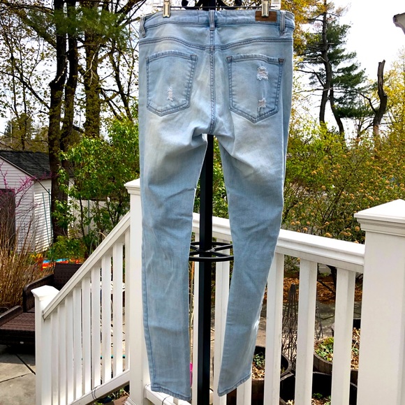 Garage Distressed Super Skinny Jeans - Picture 2 of 6